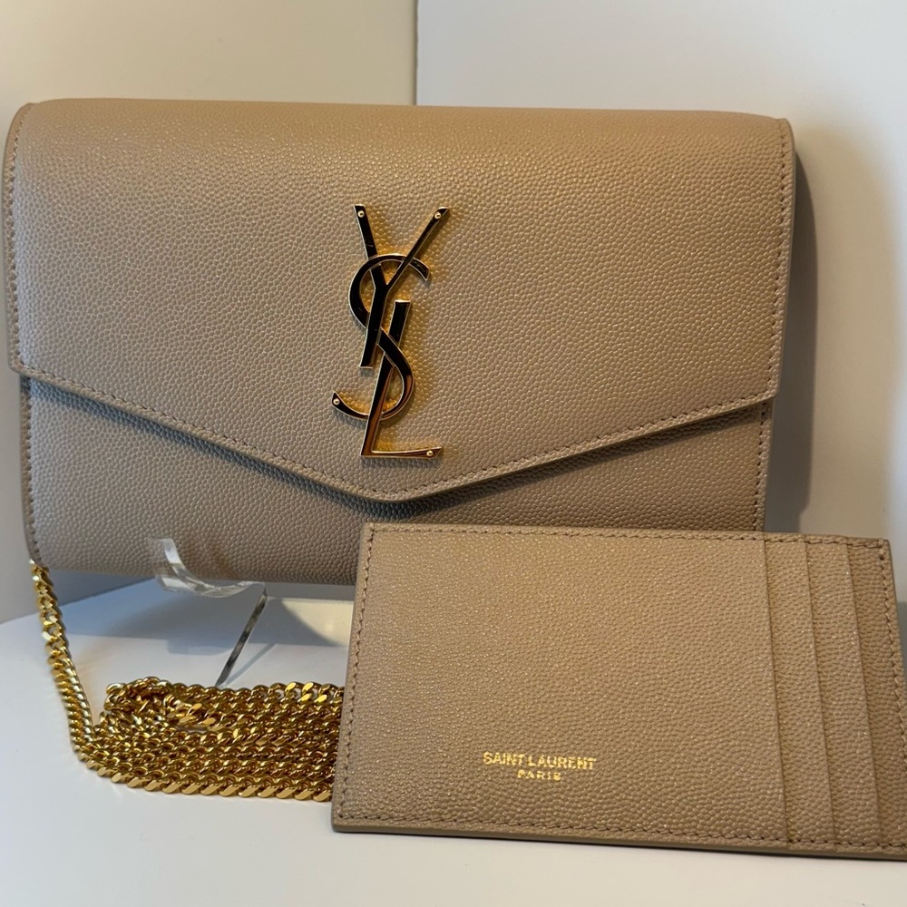 PRISTINE YSL - Uptown Chain Wallet In Grain De Poudre Embossed Leather